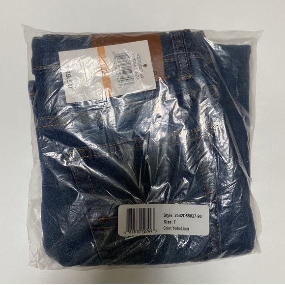 ❌SOLD❌ Lucky Brand Authentic Skinny Medium Wash Jeans 🍀 - Picture 4 of 4